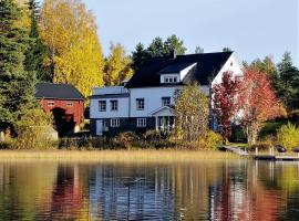 Sjöbo, Urlaub direkt am See，位于Rattsjöberget的酒店