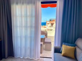 Luxury Diamond - Ocean view, Big terraces, Air Con, Wifi，位于洛斯克里斯蒂亚诺斯的酒店