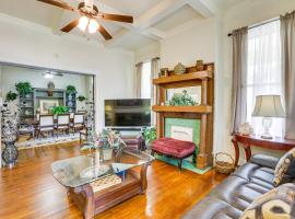 Central Albany Home with Covered Porch and Patio!