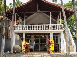 Mai Ke Kai Surf House，位于塔马林多的酒店