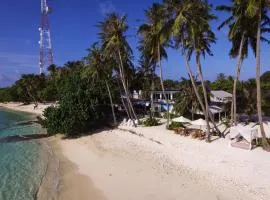 巴图塔马尔代夫海浪景观旅馆