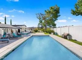 4 bed 3 bath pool house gated property