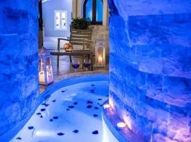 Elite Santorini Villa 1 Bedroom Villa Cycladic Character Private Jacuzzi & Air Conditioning Fira