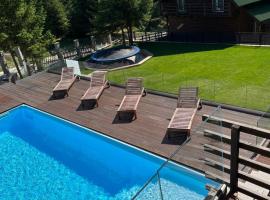 Transylvania Villa & Spa，位于穆恩特勒白索利的酒店