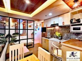 Tagaytay Cozy Staycation in Villa Kluis Pine Suite，位于大雅台的豪华酒店