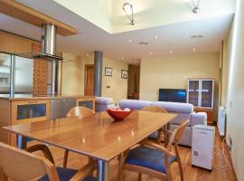 Piso con jacuzzi en Monforte de lemos Ribeira Sacra，位于蒙福特·德·莱蒙斯的酒店