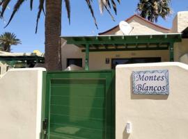 Montes Blancos，位于科斯塔卡玛的海滩短租房