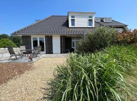 Appartement Peerd van ome Luuks，位于Kloosterhaar的酒店