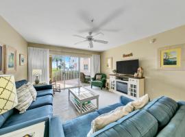 Amalfi Coast 113B - Steps from the Beach 2BD 2BA，位于德斯坦的酒店
