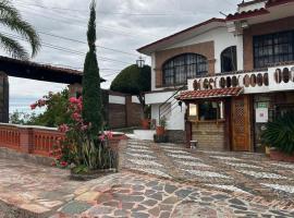 Hotel Colonial Taxco，位于塔斯科·德·阿拉尔孔的酒店