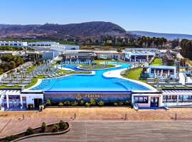 Resort Cordial Santa Águeda & Perchel Beach Club，位于阿吉内金海滩的别墅