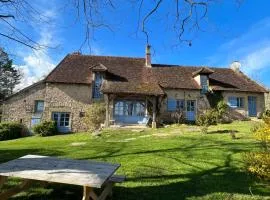 Gîte de la Doit, en pleine campagne, pour 14 pers