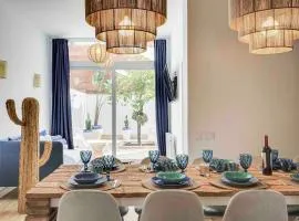 Casa Mandarina: 4 Bedrooms - 2 Terraces - Parking