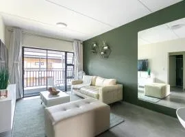 Modern 2 bed apartment, Secure estate