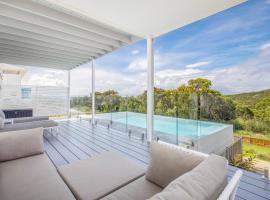 'Bridgehampton' A Luxury Beach House Dream，位于纽卡斯尔的酒店