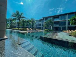 Baan Mai Khao apartments Phuket，位于迈考海滩的酒店