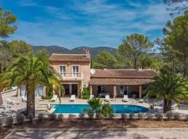 Grande Villa entre Cannes St Tropez