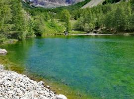 Chambre aux Gorges de Daluis，位于吉洛梅的酒店