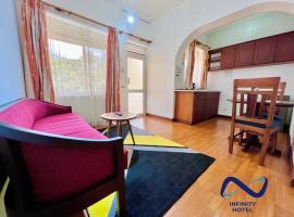 Infinity Hotel Kampala，位于坎帕拉的酒店
