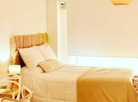 tu dpto en ROSARIO，位于罗萨里奥的自助式住宿