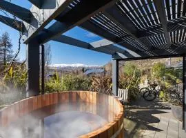 Queenstown Hot Tub Apartment