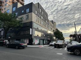 Regal Inn & Suites New York LaGuardia Hotel，位于法拉盛的酒店