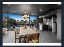 St Georges Luxury Beach House