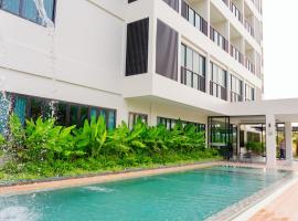 Mountain&Sea Hotel Prachuap，位于班武里府的低价酒店