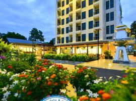 NORN Canalside Bangkok Hotel โรงแรมนอนริมคลอง，位于Bangkok Noi的酒店