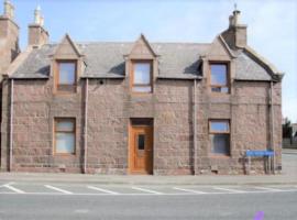 Peterhead Simple Cozy Large House，位于彼得黑德的酒店