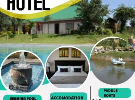 TUMS WATER WORLD HOTEL，位于Sidvokodvo的酒店