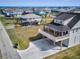 Walk to Beach, King Bed, Golf Cart, Sea the Light