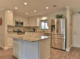 Aegean 213 - Beautiful 2 bedroom 2 bath