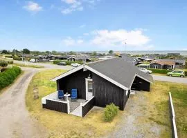 Holiday Home Yvette - 150m from the sea in NE Jutland by Interhome