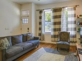 Modern St Louis Vacation Rental Near Benton Park!