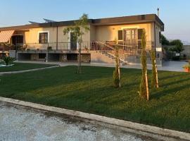 La Casa del Borgo-intero appartamento-cir22158，位于拉蒂纳的公寓