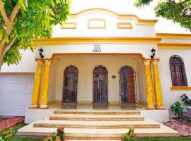 Casa Blanca María Barranquilla - Authentic colonial house，位于巴兰基亚的度假屋