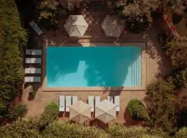 CASA SAN ROCCO - Luxurious Grand 18th C. Palace with Gardens & Pool