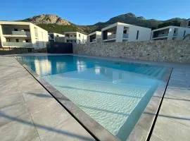 Exceptionnelle Vue Mer Calvi - Piscine - T2