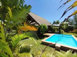 Moorea Pool & Lagoon House