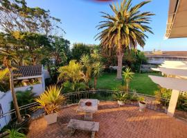 Eagles Rest Guest House，位于Summerstrand的酒店