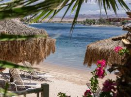 Harrah's Laughlin Beach Resort & Casino，位于劳克林的酒店