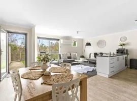 Stylish and Spacious Launceston Villa + Free Wifi