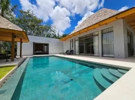 Private pool villa 3 Bed, 3 Bath near airport