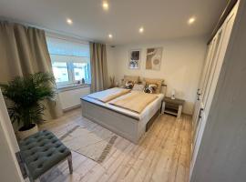 NAVIA Mira - Design Apartment - Ruhig, Modern & Gem&uuml;tlich，位于Dernbach的带停车场的酒店