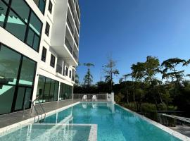 GEEN Hotel Chonburi，位于春武里的酒店