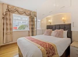 Luxury Oceana Apartment, Central City Centre, Newly Refurbished，位于普里茅斯普利茅斯大学附近的酒店