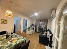 Apartamento en la costa del Maresme，位于皮内达德马尔的酒店