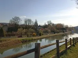 Gîte Le 16, Sous Les Trémières