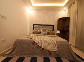 Perfectstayz Homes Mussoorie 120 meters uphill，位于穆索里的酒店